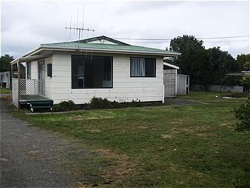 3 Pariri Street, Hokio Beach