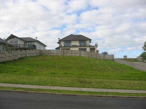 111 Alec Craig Way, Gulf Harbour