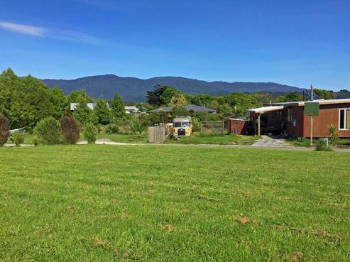 22 Arapeta Place, Takaka