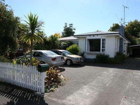 16 Greensboro Street, Hamilton East