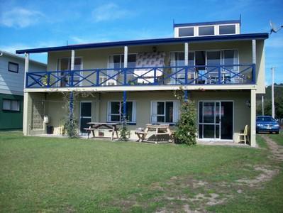 11 Captain Cook Road, Cooks Beach