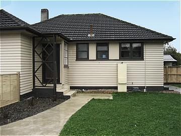 25A Montgomery Crescent, Bader