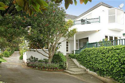 35 Cheviot Road, Lowry Bay