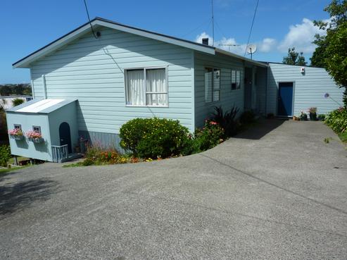 1237 Whangaparaoa Road, Gulf Harbour