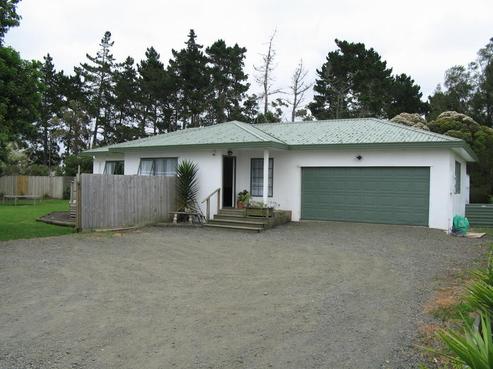 27 Parakai Avenue, Parakai