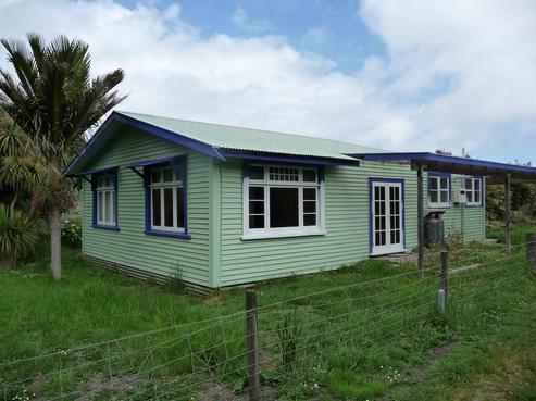 17 Main Road, Hector