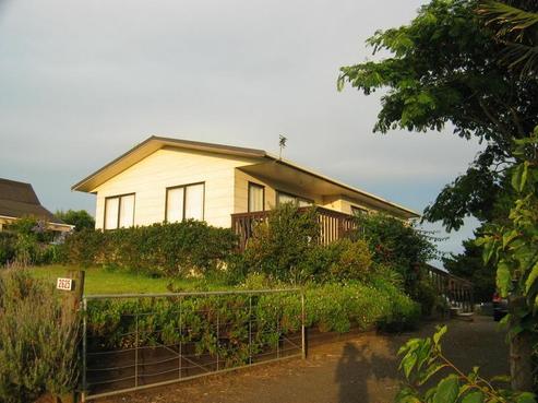 2625 Awhitu Road, Awhitu