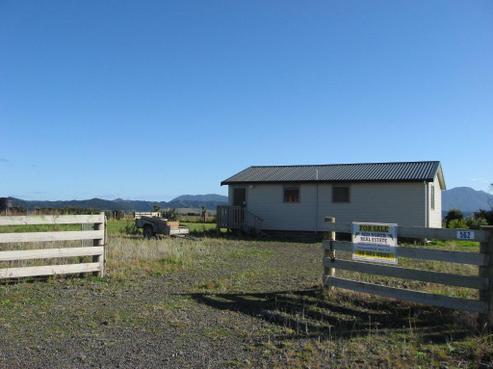 562 Koutu Loop Road, Opononi