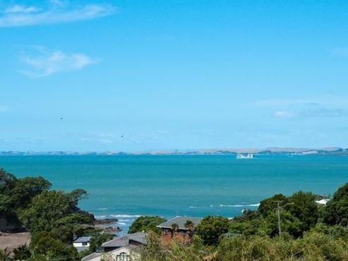 1 Eastcliffe Road, Castor Bay