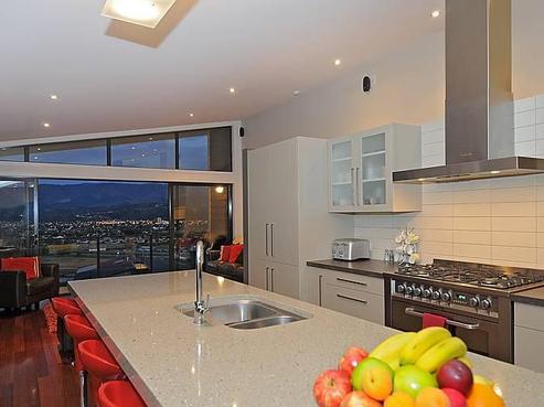 8 Cosgrove Rise, Riverstone Terraces