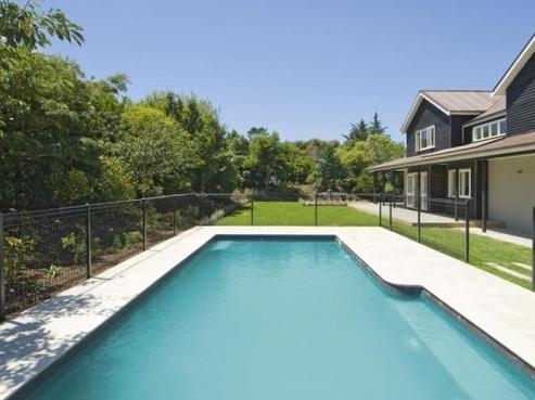 128 Paremoremo Road, Lucas Heights