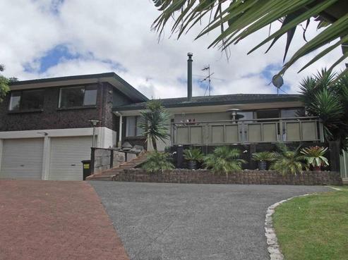 12 Gleneagles Grove, Wattle Downs