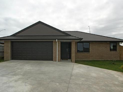15 Wiltshire Drive, Huntington