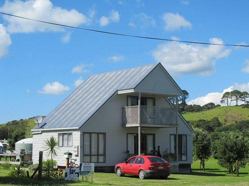 130 Mcmahon Avenue, Whangapoua