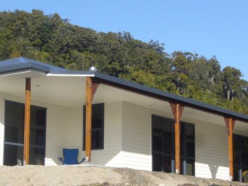 26 Sunset Heights Road, Karamea