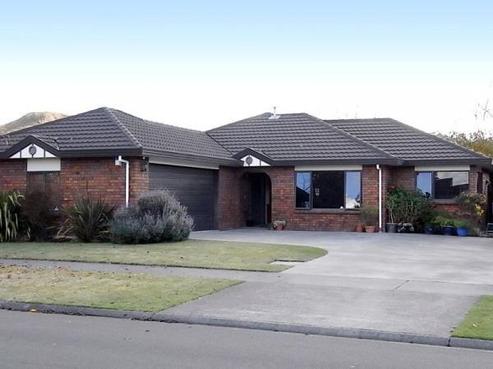 16 Brompton Drive, Taradale