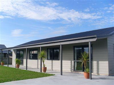12 Estate Grove, Inglewood