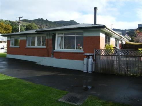 84 Hall Road, Sawyers Bay