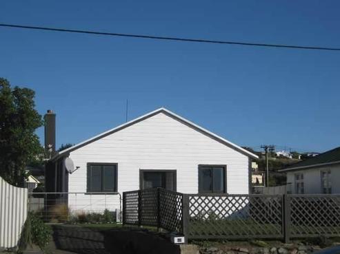 46 Blackwater Street, Bluff