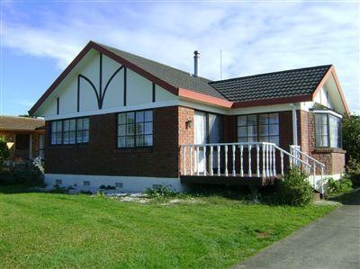 1/205 Queen Street, Pukekohe