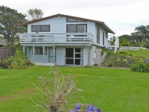 104 Blue Pacific Parade, Riversdale Beach