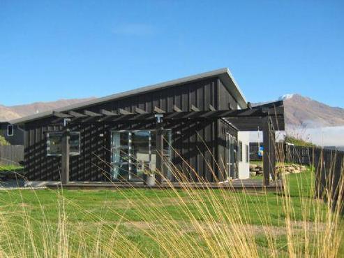 10 Perrow Street, Wanaka