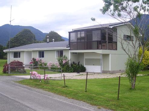 586 Umere Road, Karamea