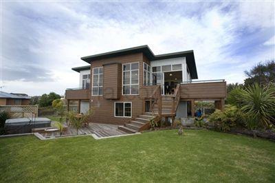 8 Panorama Place, Coastlands
