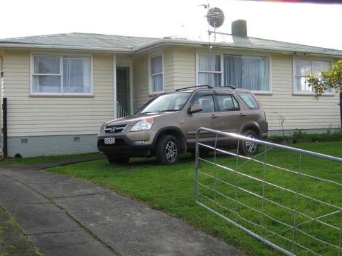14 Tyrone Street, Otara