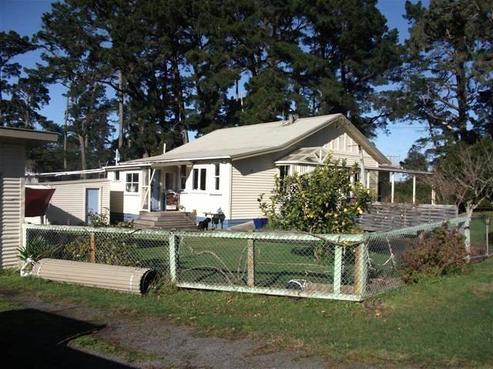16 Bird Road, Central Hawkes Bay Country