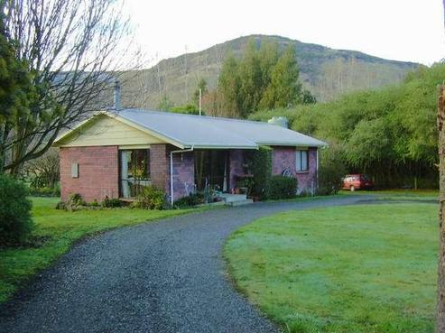 114 Western Valley Road, Little River