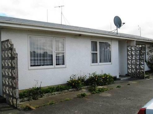 2/20 Clarence Cox Crescent, Pirimai