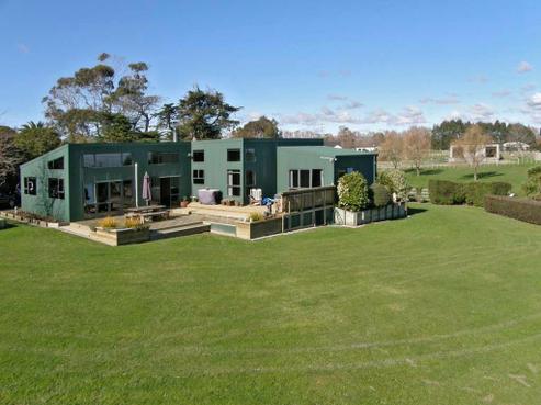 59 Parrs Road, Bunnythorpe