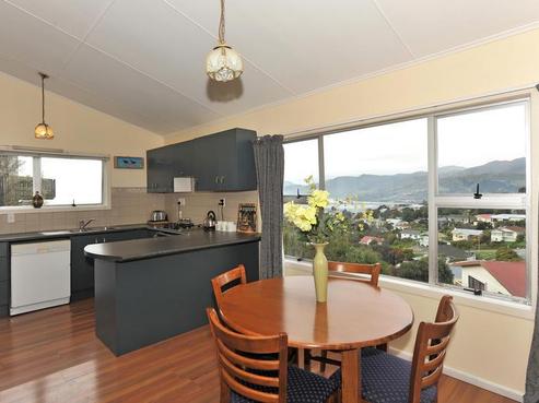2 Victoria Heights, Stepneyville