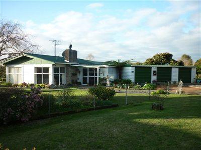 68 Back Miranda Road, Waitakaruru