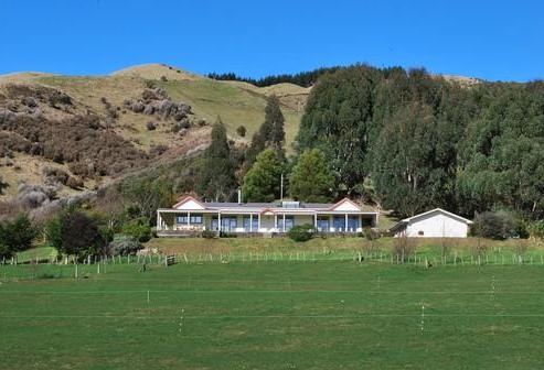 115 Russells Road, Whitemans Valley