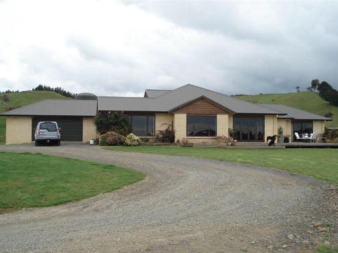 12 Clark Lane, Te Pahu