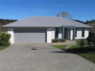 8 Riverleigh Drive, Snells Beach