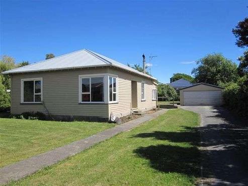 27 Station Street, Leeston