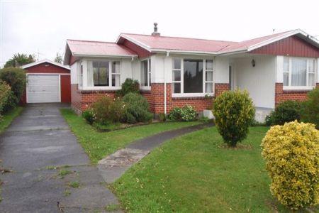 69 Brandon Street, Featherston