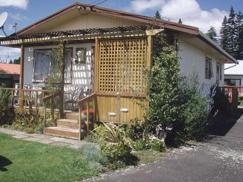 16 Shirley Street, Mangakakahi