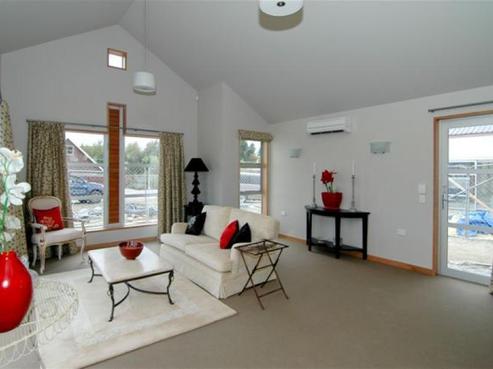 8/7 Meadowstone Drive, Wanaka