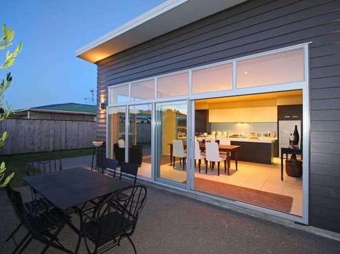 82 Hillcrest Road, Raumati South