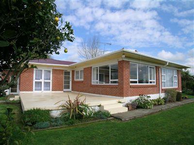 2103 Buckland Road, Buckland