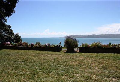 229 Newcastle Street, Mahia
