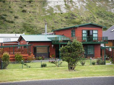 37 Kuku Avenue, Mahia