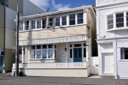 64 Oriental Parade, Oriental Bay