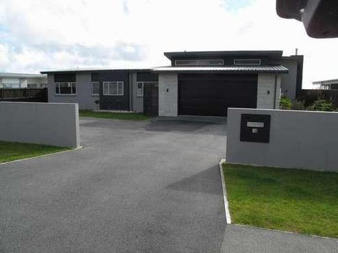 18 Karoro Place, Karoro