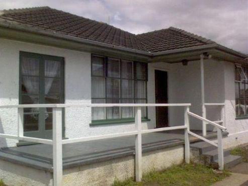 1/102 Rockfield Road, Penrose