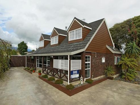 16A Sandford Place, Chartwell